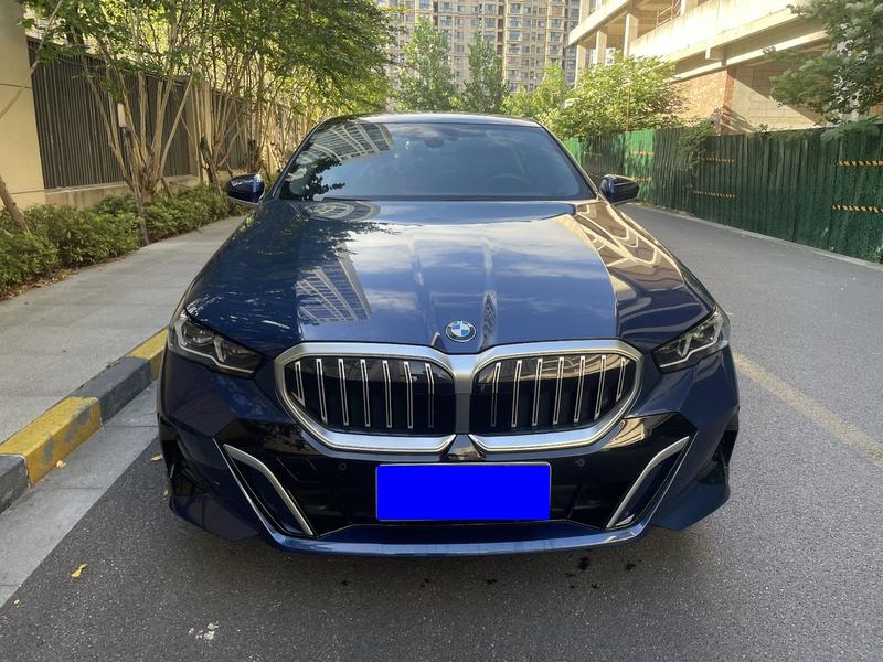 BMW 5 Series, 2024 — фото 2 из 12