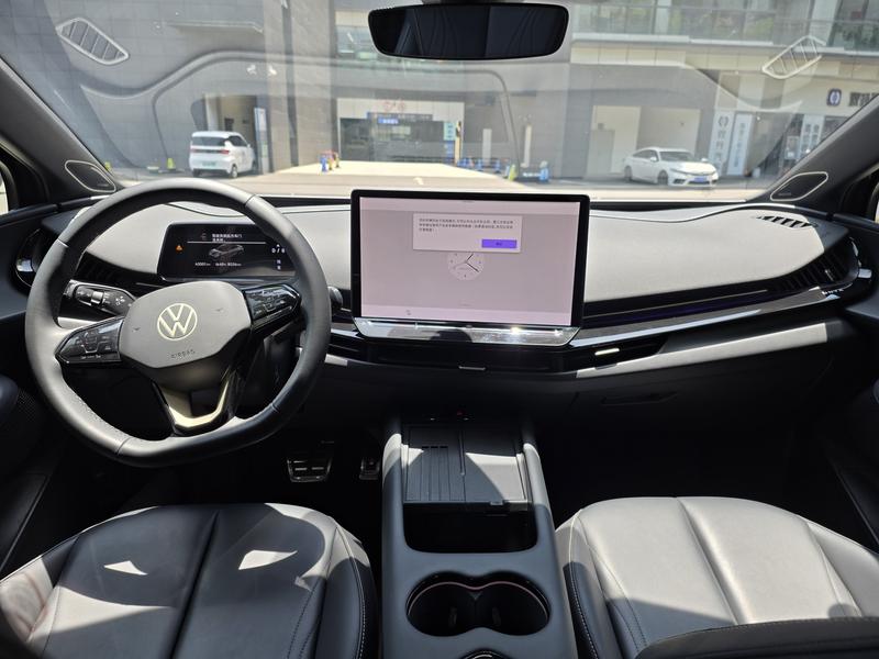 Volkswagen ID.Unyx 06, 2025 — фото 9 из 12