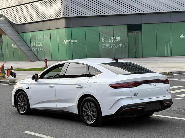 BYD Qin L, 2025 — фото 4 из 9