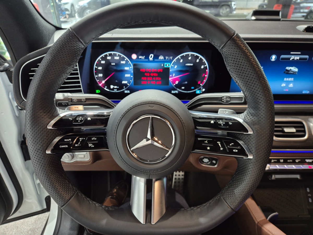 Mercedes-Benz GLS-Class, 2026 — фото 11 из 12