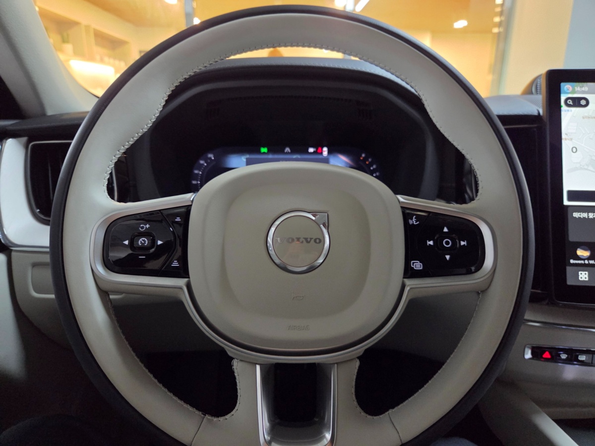 Volvo XC60, 2026 — фото 11 из 12