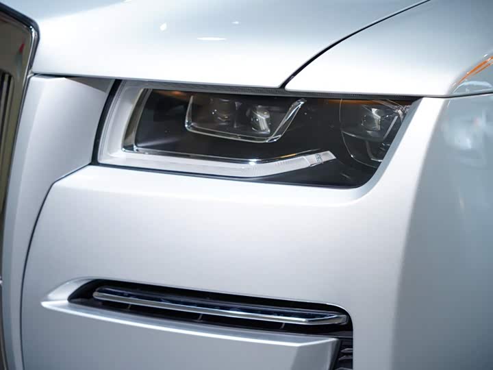 Rolls-Royce Ghost, 2023 — фото 4 из 9