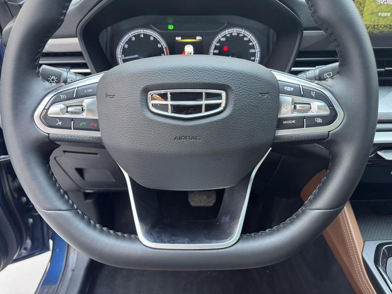 Geely Vision X6, 2022 — фото 12 из 12
