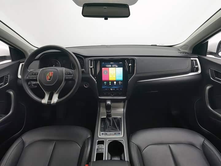 Roewe i6, 2022 — фото 5 из 9
