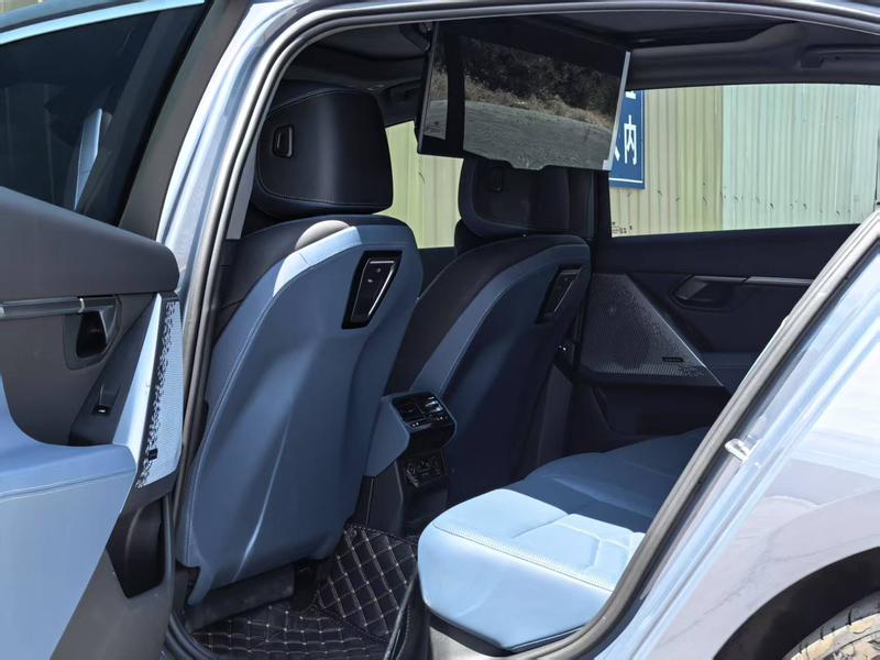 BMW i5, 2024 — фото 9 из 10