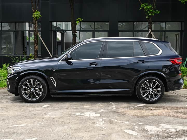 BMW X5, 2022 — фото 5 из 9