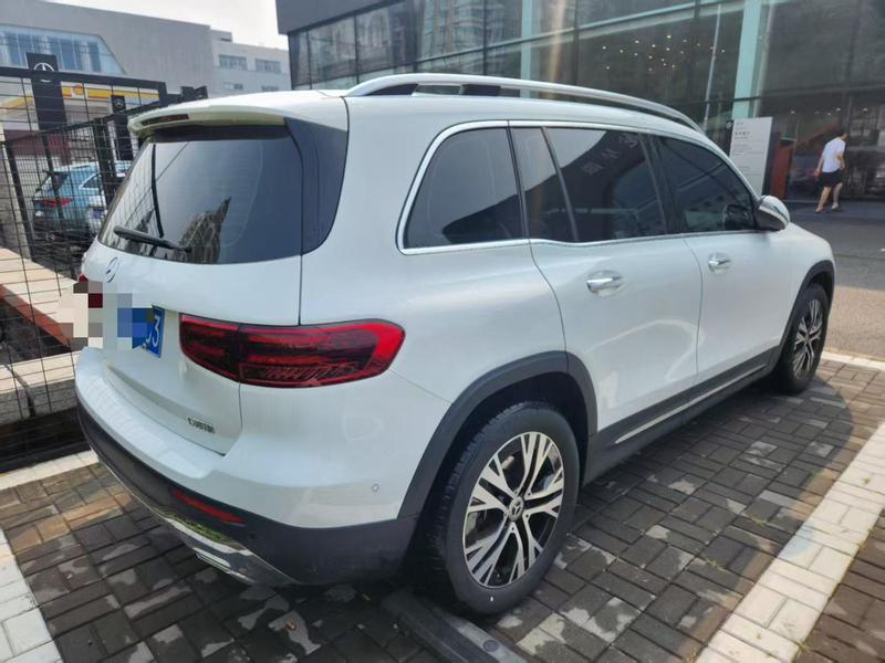 Mercedes-Benz GLB-Class, 2023 — фото 4 из 8