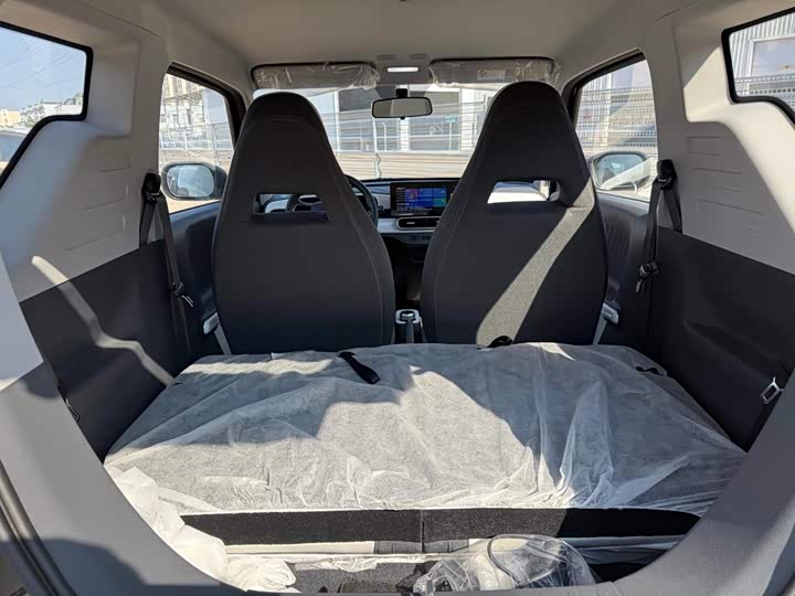 Geely Galaxy Panda Mini, 2026 — фото 3 из 9