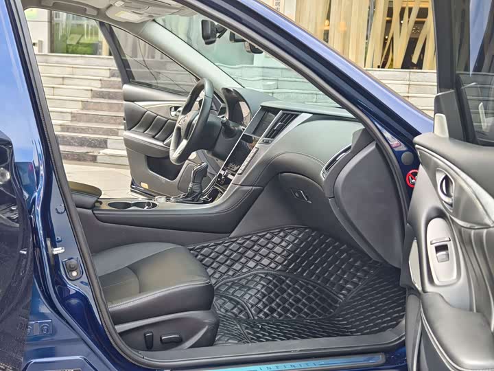 Infiniti Q50L, 2023 — фото 9 из 9