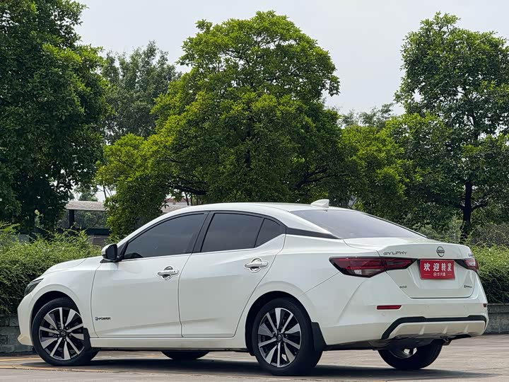 Nissan Sylphy, 2022 — фото 6 из 9