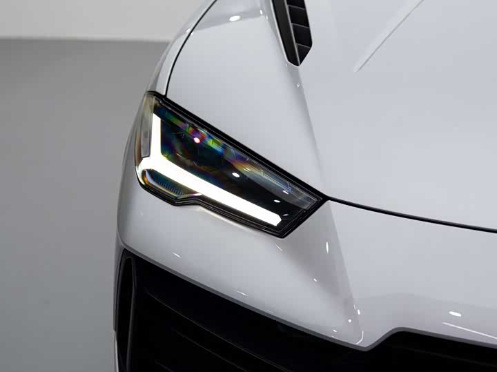 Lamborghini Urus, 2023 — фото 4 из 9