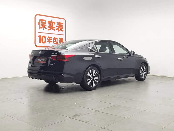 Nissan Teana, 2022 — фото 2 из 9