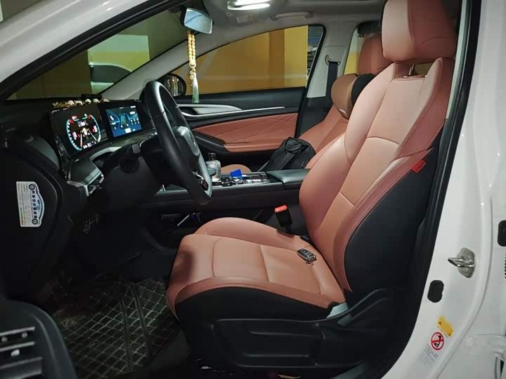 Changan Eado Plus, 2025 — фото 8 из 9