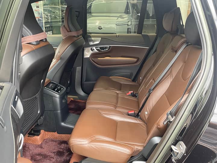 Volvo XC90 Hybrid, 2022 — фото 6 из 9