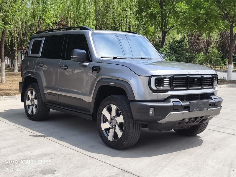 BAIC Beijing BJ40 Hybrid, 2025 — фото 3 из 12