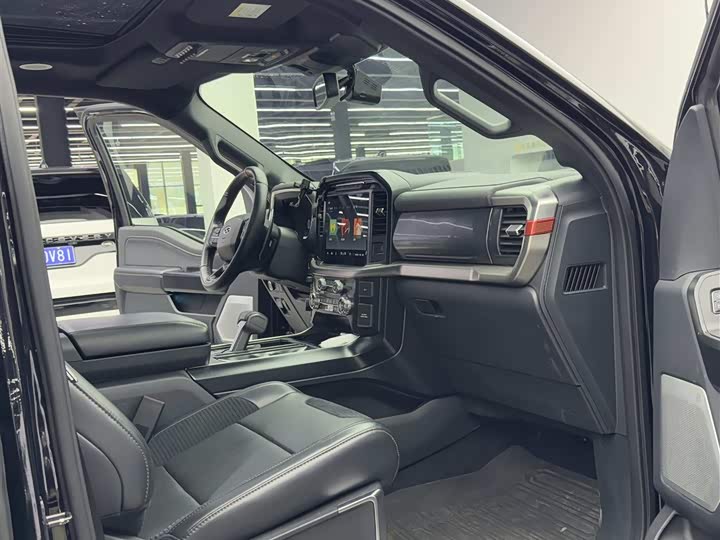 Ford F-150 Raptor, 2023 — фото 8 из 9