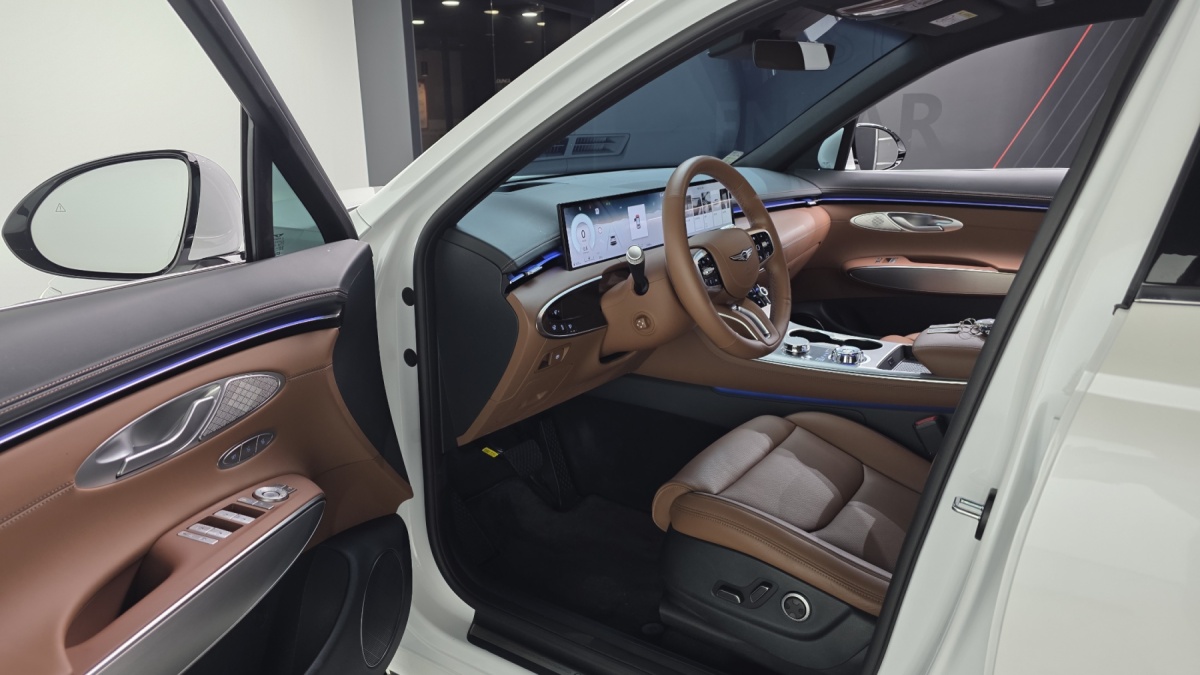 Genesis GV70, 2025 — фото 9 из 12