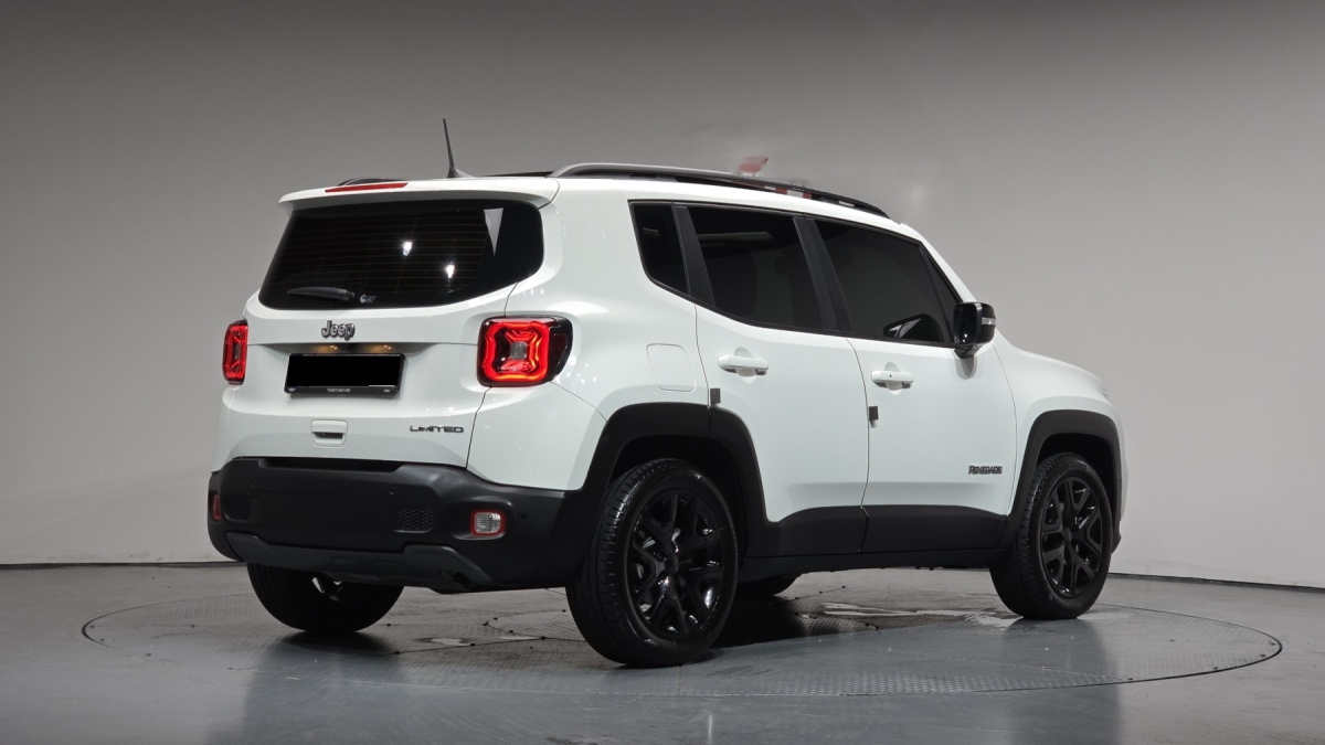 Jeep Renegade, 2023 — фото 2 из 12