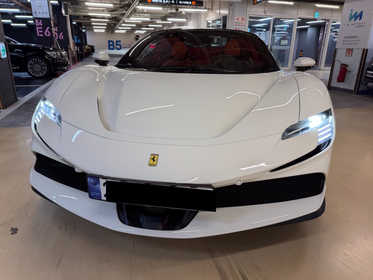 Ferrari SF90, 2023 — фото 2 из 12