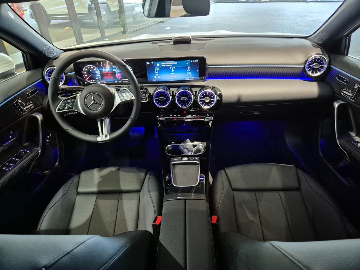 Mercedes-Benz A-Class, 2025 — фото 6 из 12