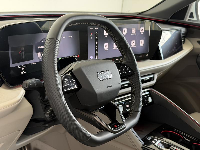 Audi Q5L, 2025 — фото 10 из 12
