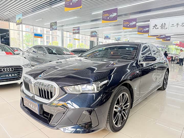 BMW 5 Series, 2025 — купить в Туле под ключ