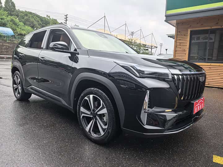 Geely Atlas L, 2025 — фото 2 из 9