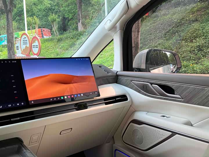 Wey 80 Hybrid, 2025 — фото 7 из 9
