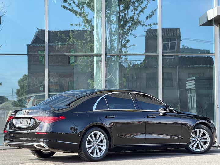 Mercedes-Benz S-Class, 2024 — фото 5 из 9