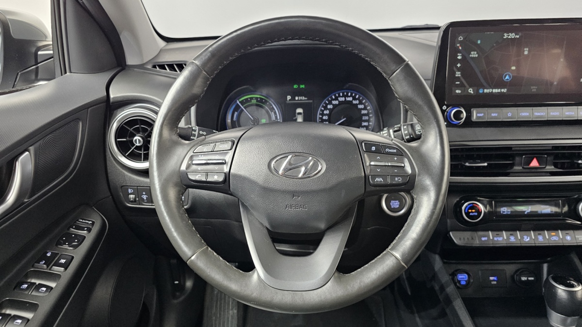 Hyundai Kona, 2022 — фото 12 из 12