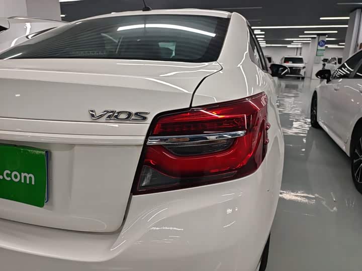 Toyota Vios, 2023 — фото 8 из 9