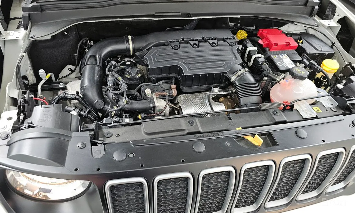 Jeep Renegade, 2022 — фото 6 из 12