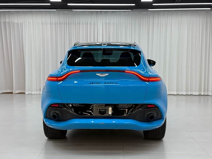 Aston Martin DBX, 2022 — фото 5 из 9