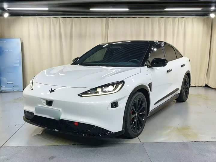 BAIC Arcfox Alpha S, 2023 — фото 2 из 9