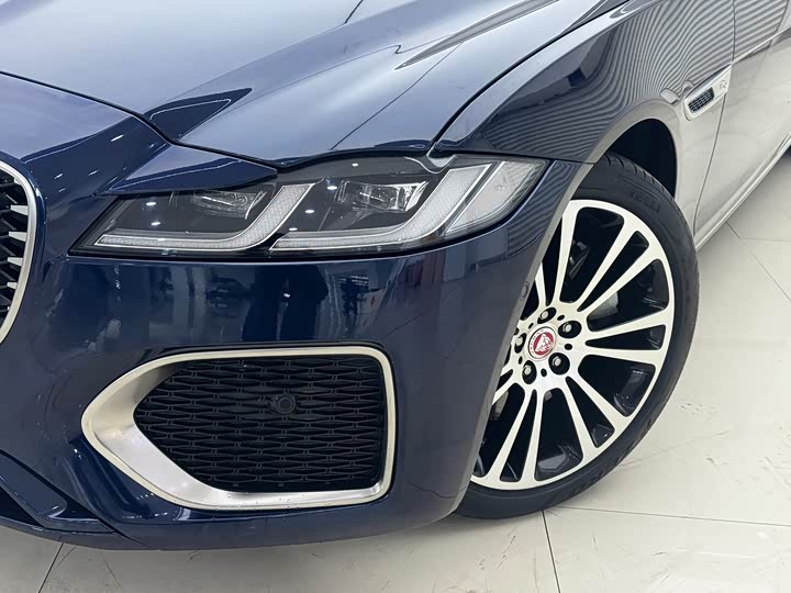 Jaguar XF L, 2023 — фото 7 из 9