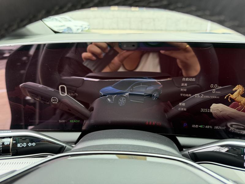 Cadillac Optiq, 2024 — фото 10 из 12