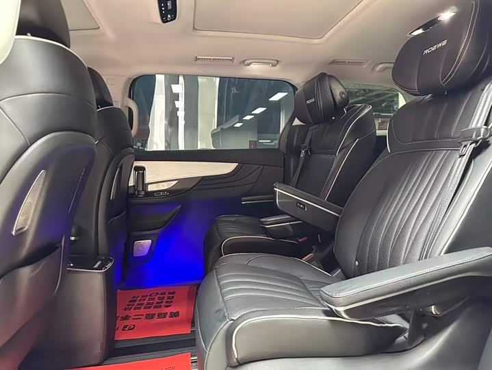 Roewe iMax 8, 2022 — фото 8 из 9