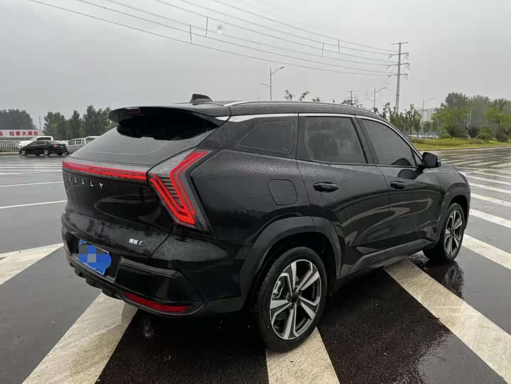 Geely Atlas L, 2025 — фото 9 из 9