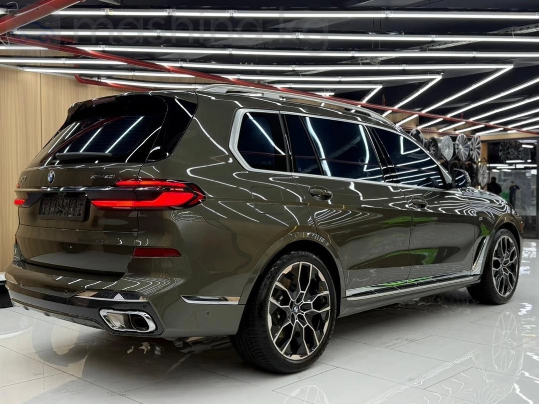BMW X7, 2025 — фото 12 из 12