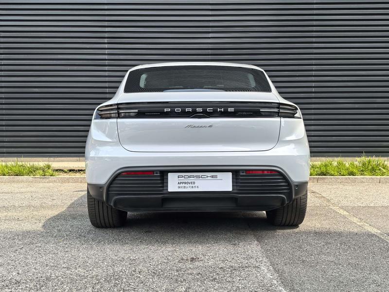 Porsche Macan EV, 2024 — фото 6 из 12