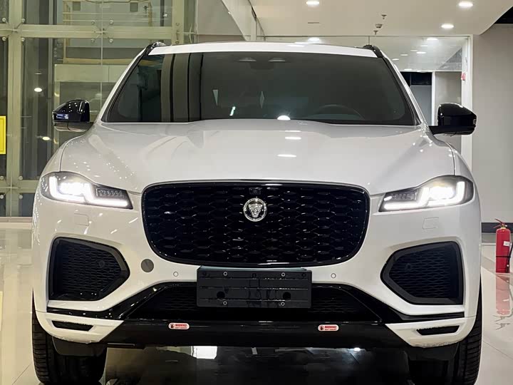 Jaguar F-Pace, 2023 — фото 2 из 9