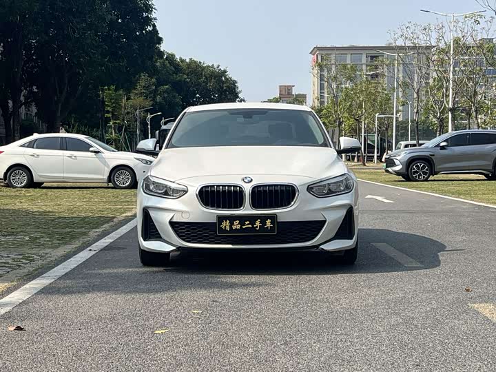 BMW 1 Series, 2023 — фото 2 из 9