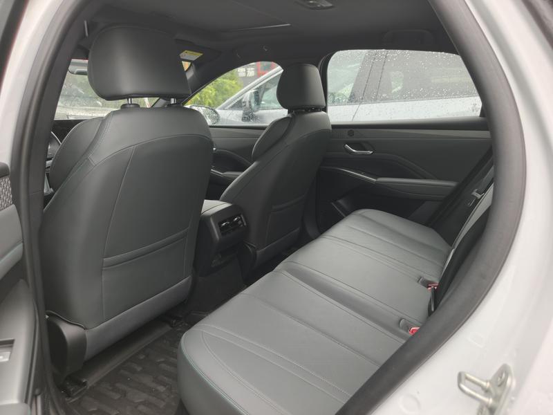 BYD Qin Plus, 2024 — фото 11 из 12