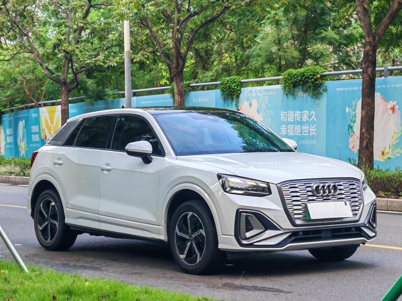 Audi Q2L e-tron, 2022 — фото 3 из 12