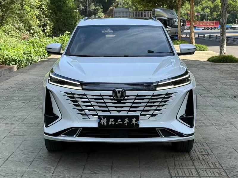 Changan CS75 Plus, 2023 — фото 2 из 10