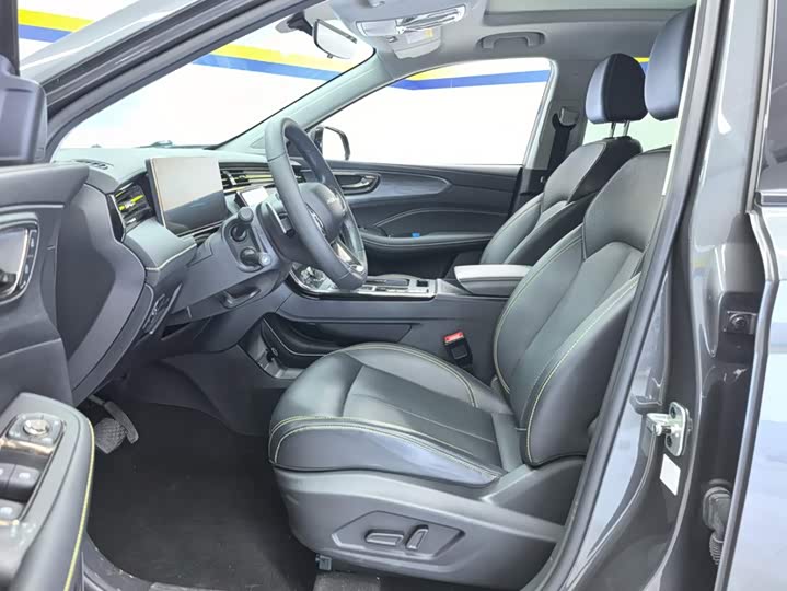 Roewe RX5 Hybrid, 2021 — фото 9 из 9