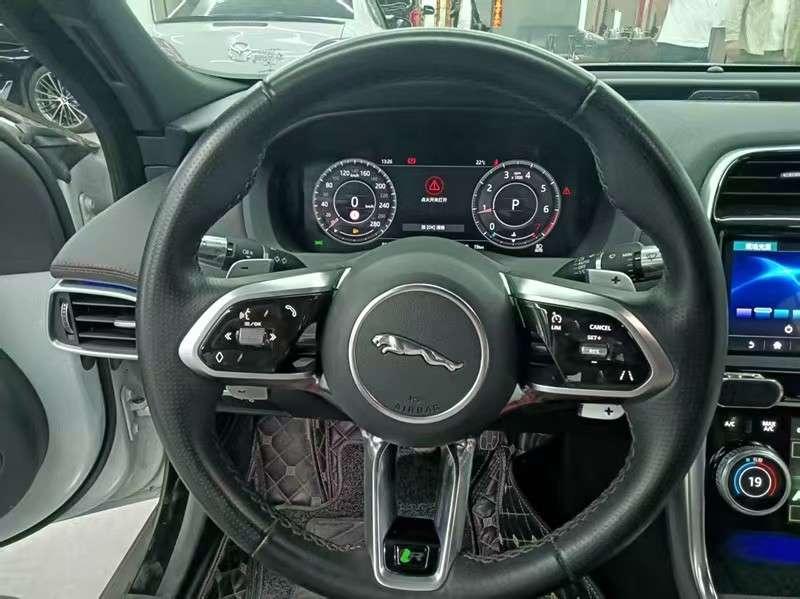 Jaguar XE L, 2022 — фото 10 из 12