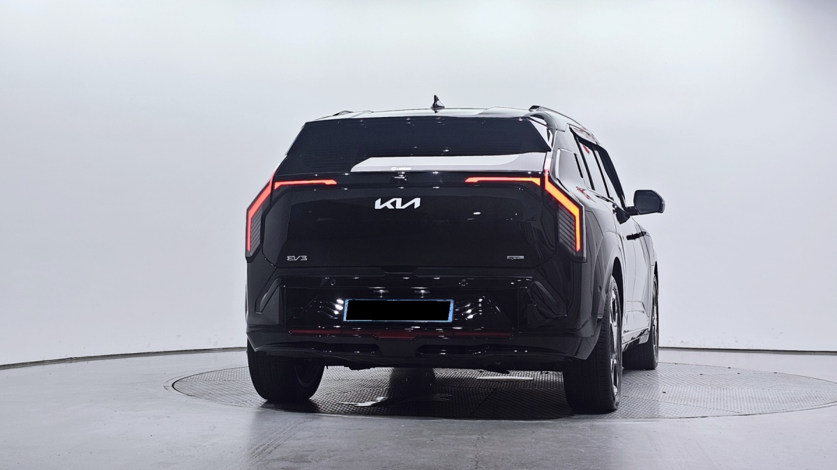 Kia EV3, 2024 — фото 4 из 12