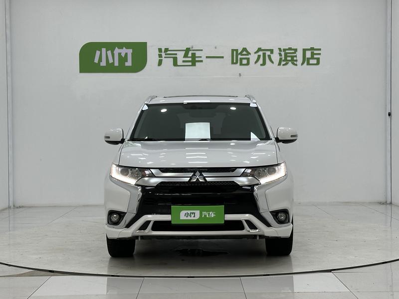 Mitsubishi Outlander, 2021 — фото 2 из 12