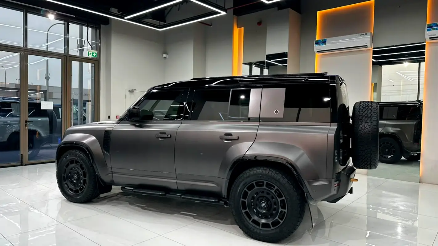 Land Rover Defender, 2025 — фото 6 из 10